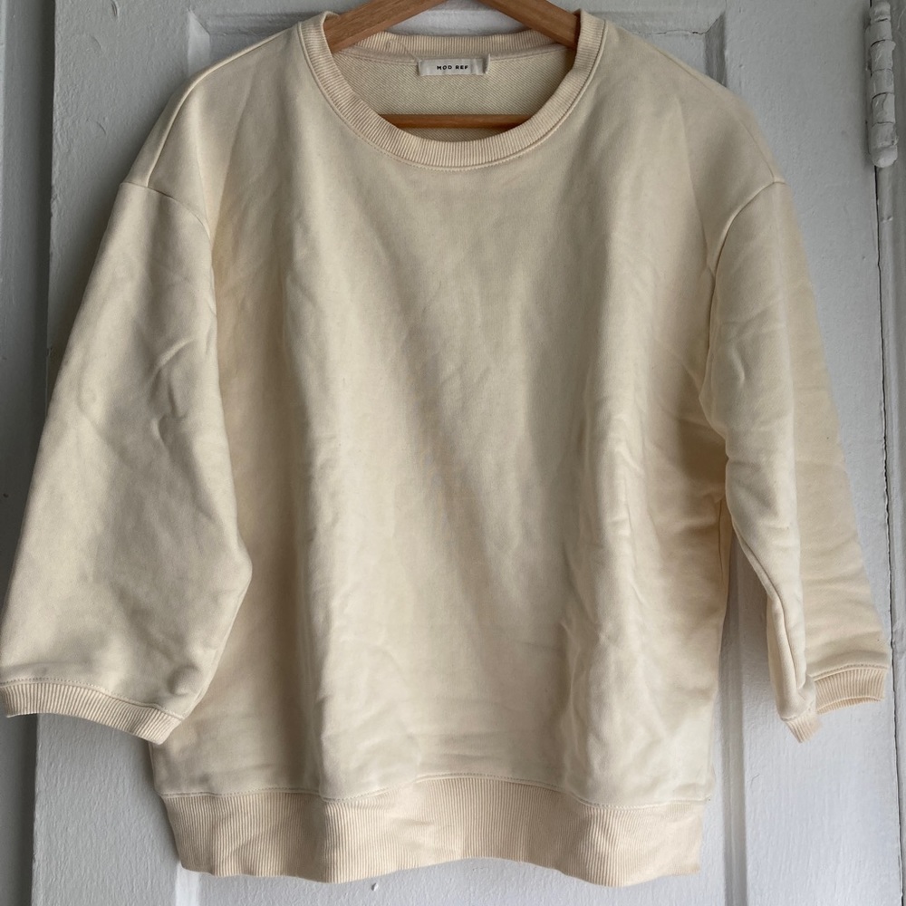 Mod Ref size M cream 100% cotton sweater